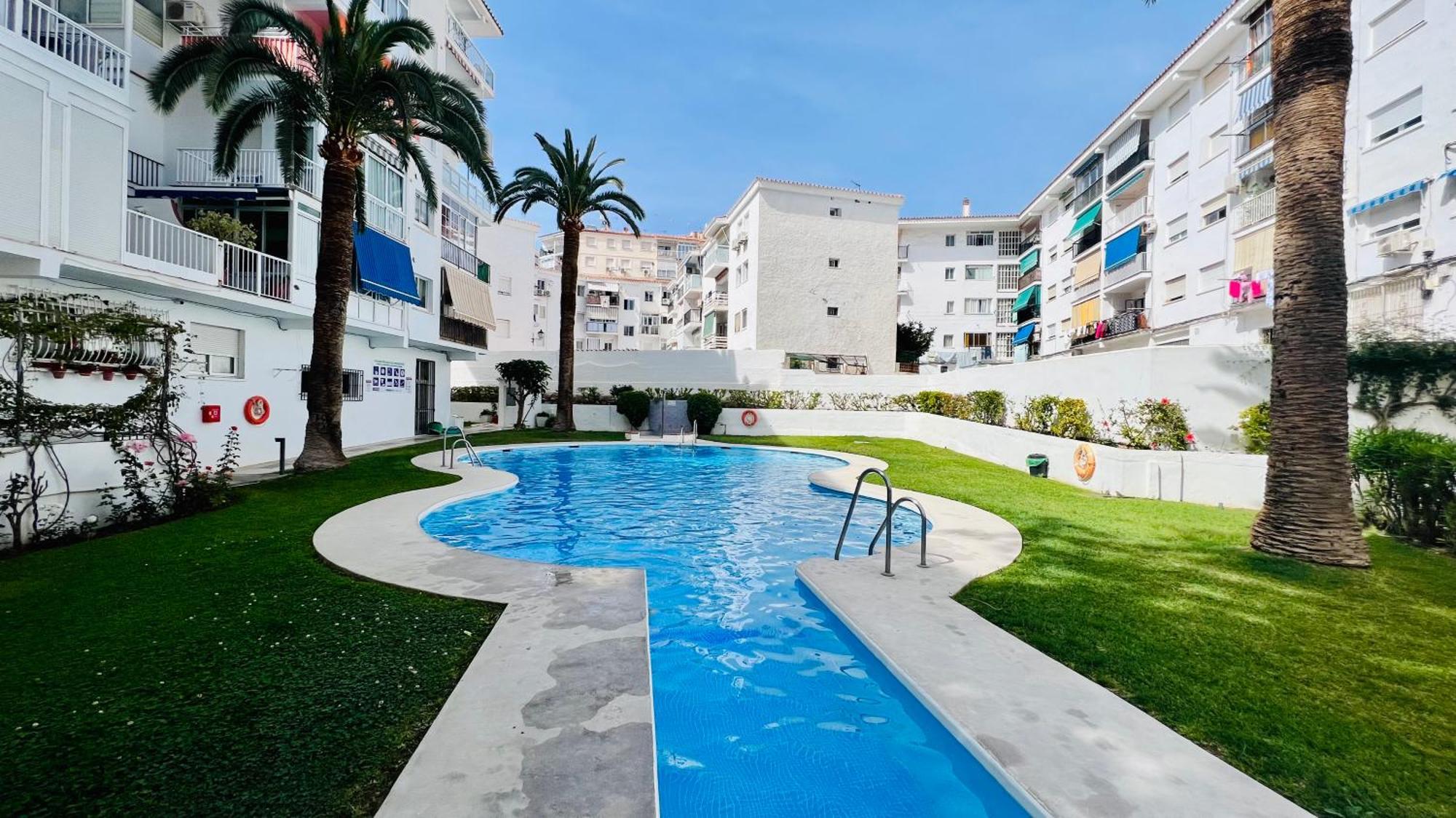 Estudio Buddha En El Centro De Nerja - South Costa Eksteriør billede